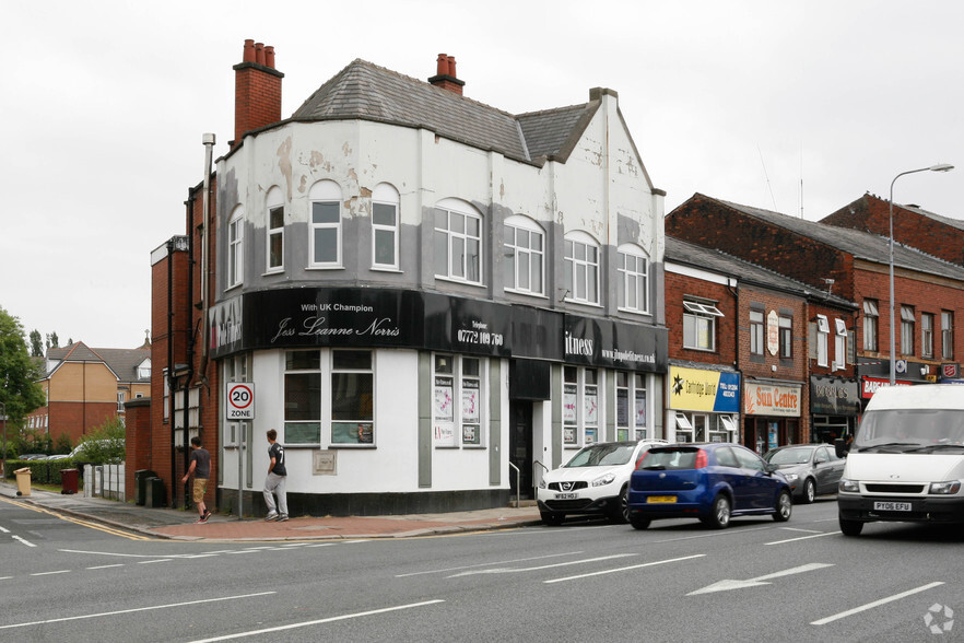 121-121A Market St, Bolton for rent - Primary Photo - Image 1 of 4