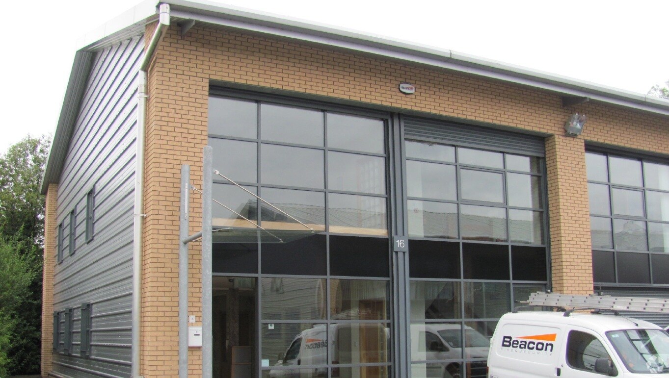 16 Ballinderry Rd, Lisburn for sale Primary Photo- Image 1 of 1