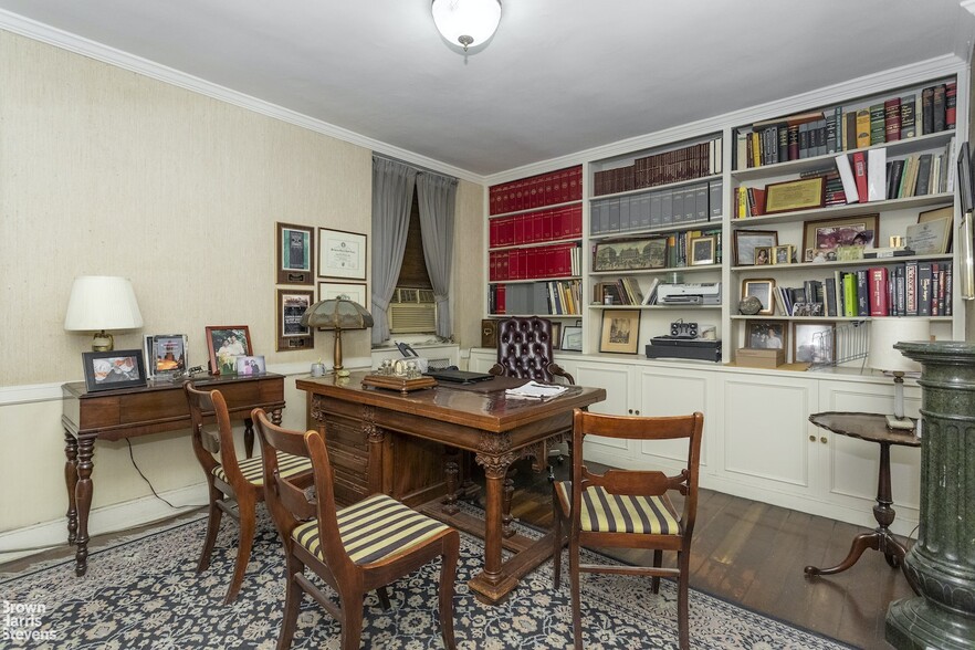 5 E 84th St, New York, NY for sale - Interior Photo - Image 3 of 4