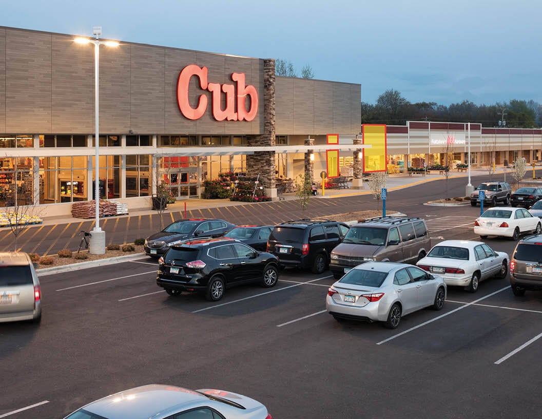 10855 University Ave NE, Blaine, MN to rent Building Photo- Image 1 of 8