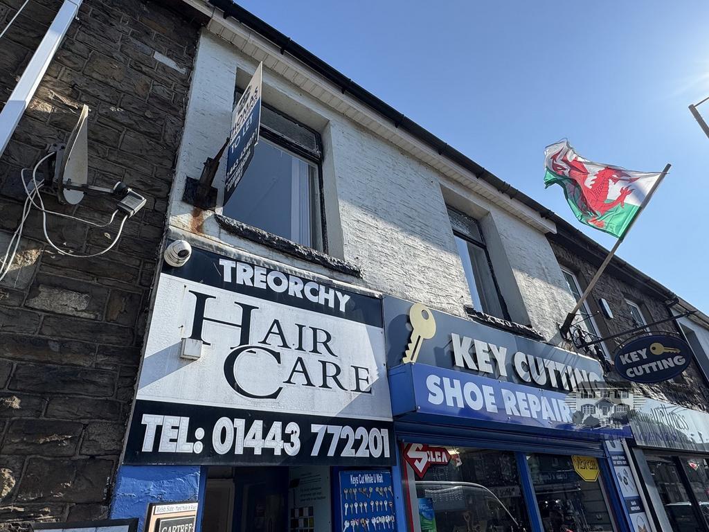 79B Bute St, Treorchy for sale Primary Photo- Image 1 of 1