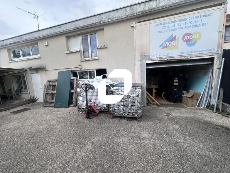 Light Industrial in Noisy-le-Sec for sale - Building Photo - Image 2 of 4