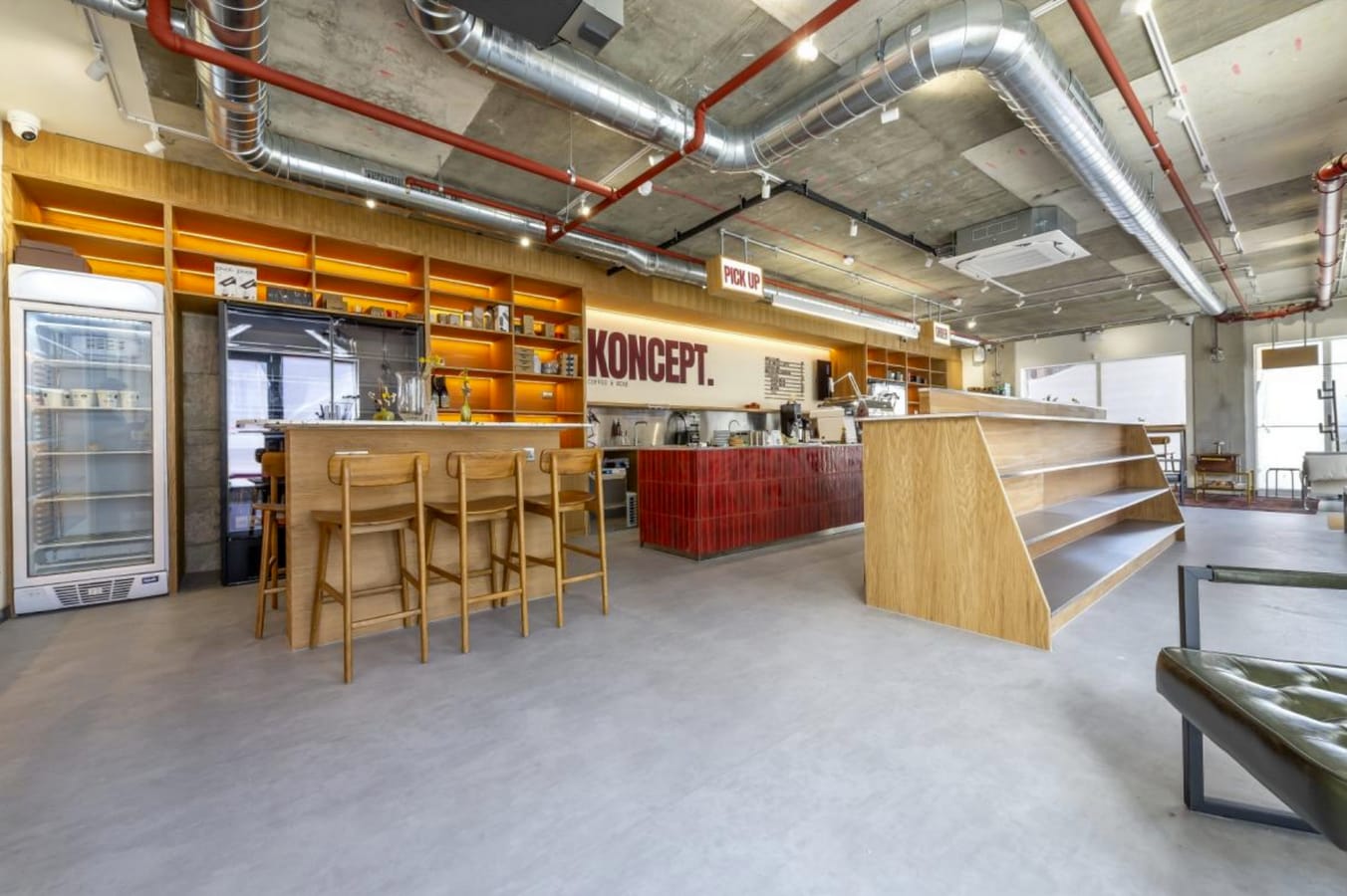 Highgate Rd, London, LND NW5 1LB - Unit Commercial - - Interior Photo - Image 1 of 12