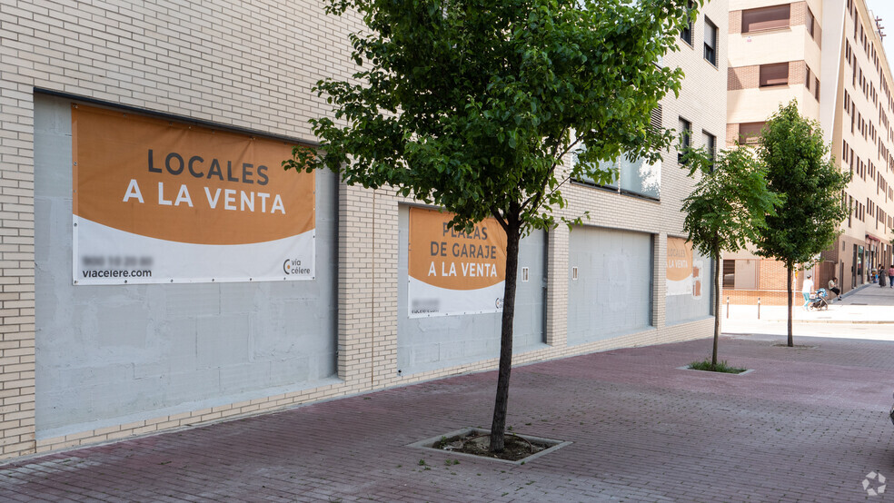 Célere Austral. Calle Unicornio, Móstoles, Madrid for sale - Building Photo - Image 3 of 7