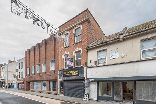 More details for 4 New Rd, Bridgwater - Retail for Sale