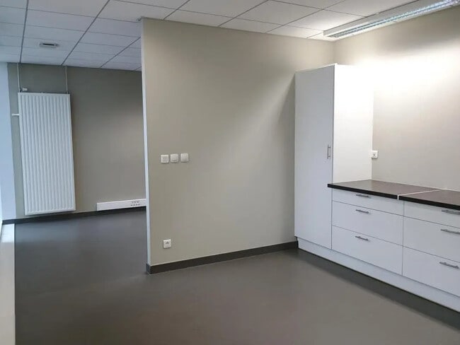 Location Bureaux 42 m² à 51 m²