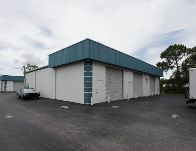 More details for 10931 K Nine Dr, Bonita Springs, FL - Industrial to Rent