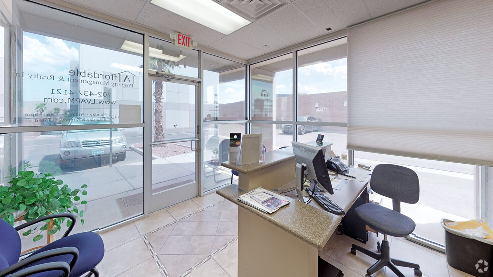 86 Corporate Park Dr, Henderson, NV for sale - Lobby - Image 1 of 1