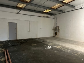 Carlisle Rd, Brampton to rent Interior Photo- Image 2 of 5