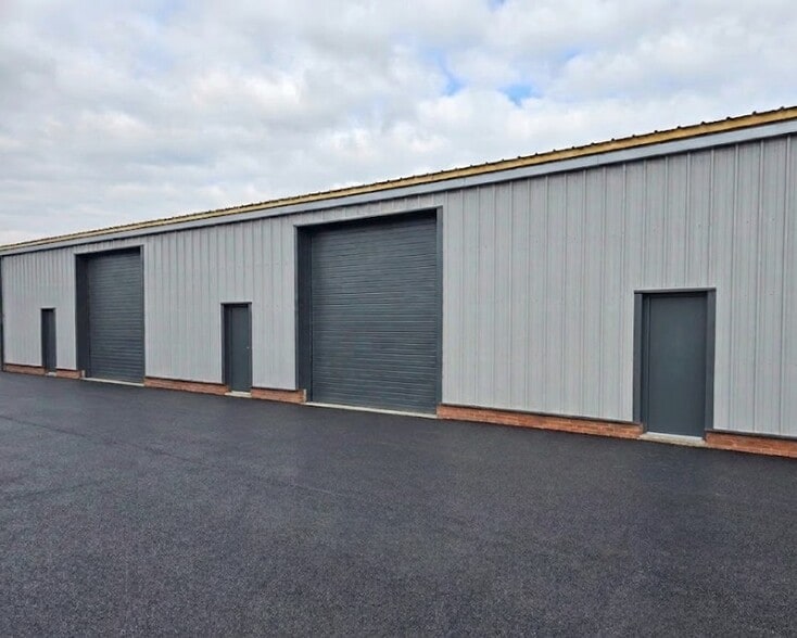Myers Ln, Penrith to rent - Building Photo - Image 3 of 4