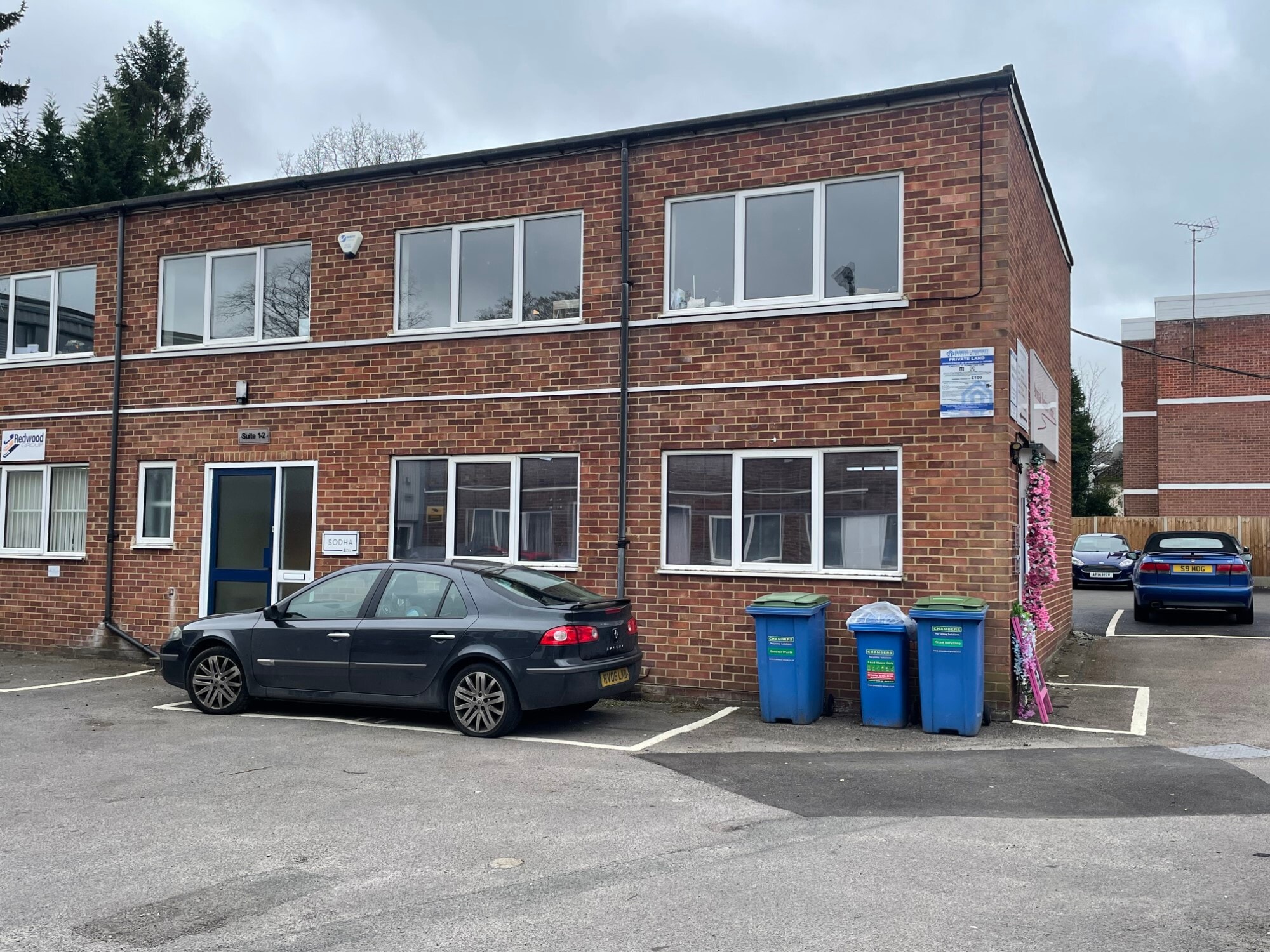 55 Fleet Rd, Fleet to rent Building Photo- Image 1 of 2