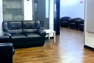 28 Cleveland St, Wolverhampton to rent Interior Photo- Image 2 of 7