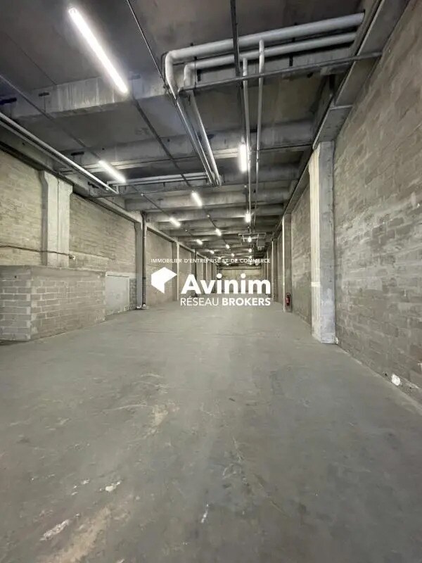 Industrial in Garges-lès-Gonesse to rent Interior Photo- Image 1 of 3