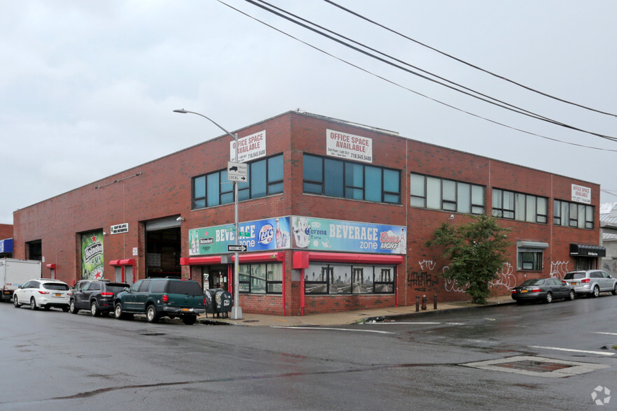 55-14 Grand Ave, Maspeth, NY for sale - Primary Photo - Image 1 of 1