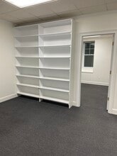 680 Village Trce NE, Marietta, GA to rent Interior Photo- Image 1 of 10