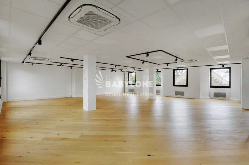 Office in Boulogne-Billancourt to rent Interior Photo- Image 1 of 9