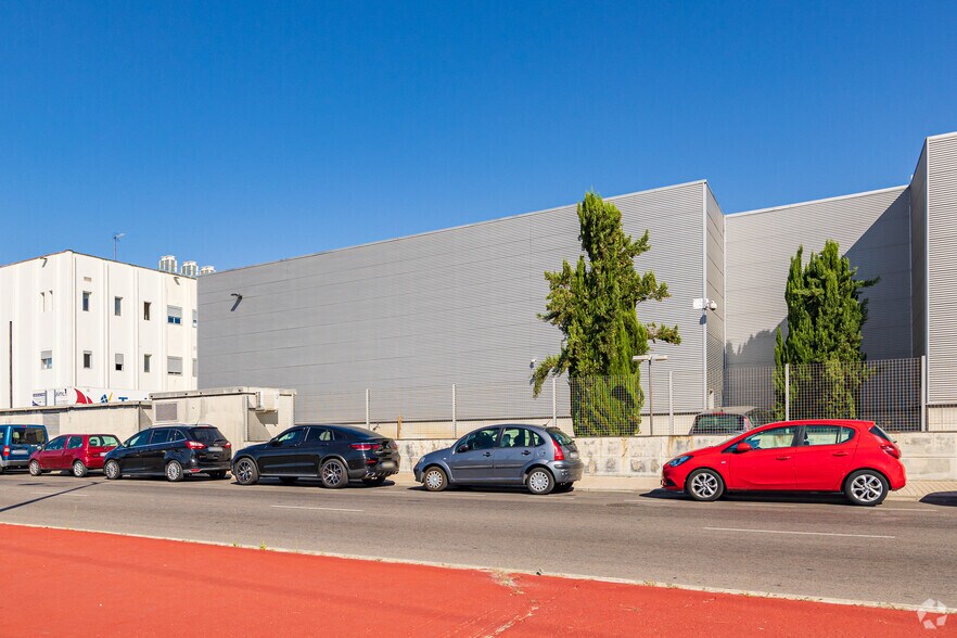 8 Calle Laguna, Alcorcón, Madrid for sale - Building Photo - Image 2 of 2