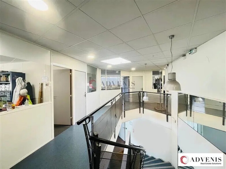 Office in Gradignan to rent - Interior Photo - Image 1 of 12