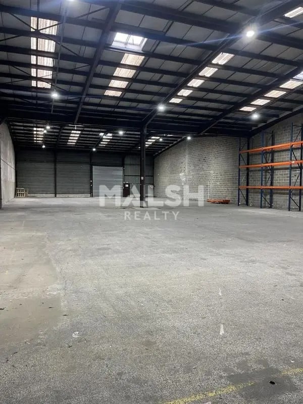 Light Industrial in Genas for sale Building Photo- Image 1 of 14