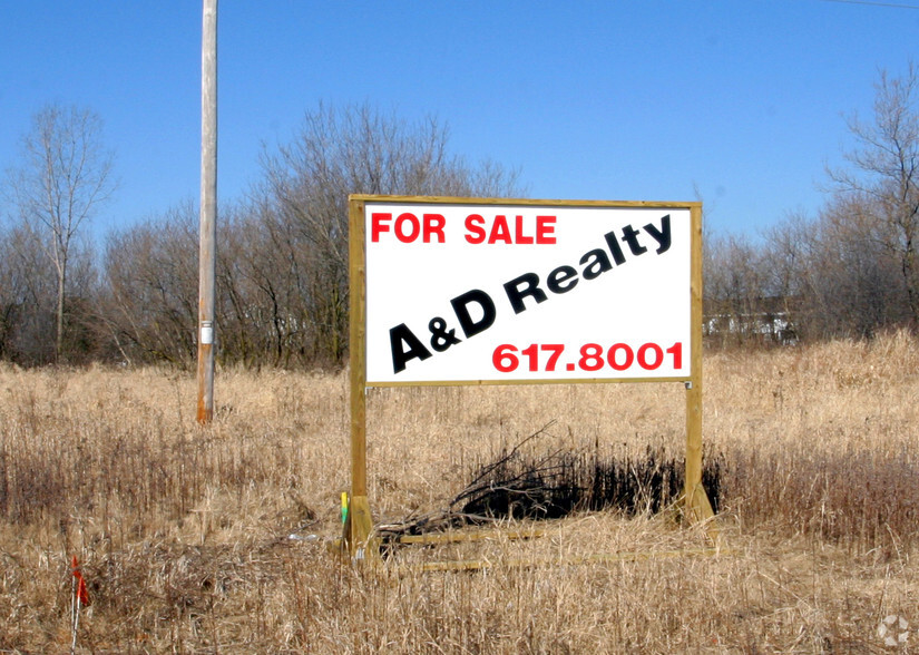 10001 W Church St, Franklin, WI for sale - Building Photo - Image 2 of 4