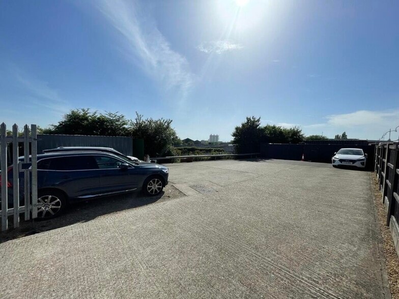 Godington Rd, Ashford to rent - Other - Image 1 of 4