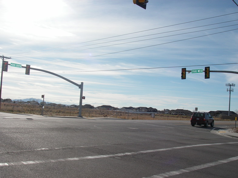 3502 W 4000 S, West Haven, UT for sale - Building Photo - Image 1 of 1