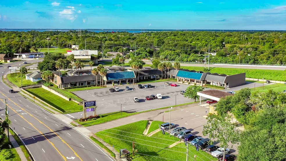 840 deltona Blvd, Deltona, FL to rent - Primary Photo - Image 1 of 6