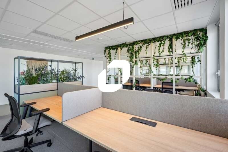 Office in Colombes for sale - Building Photo - Image 3 of 13