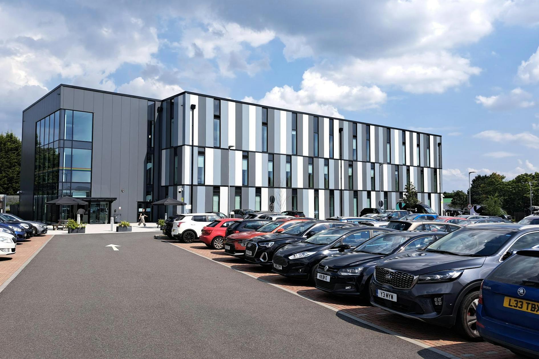 6 Lindenmuth Way, Thatcham to rent Building Photo- Image 1 of 2