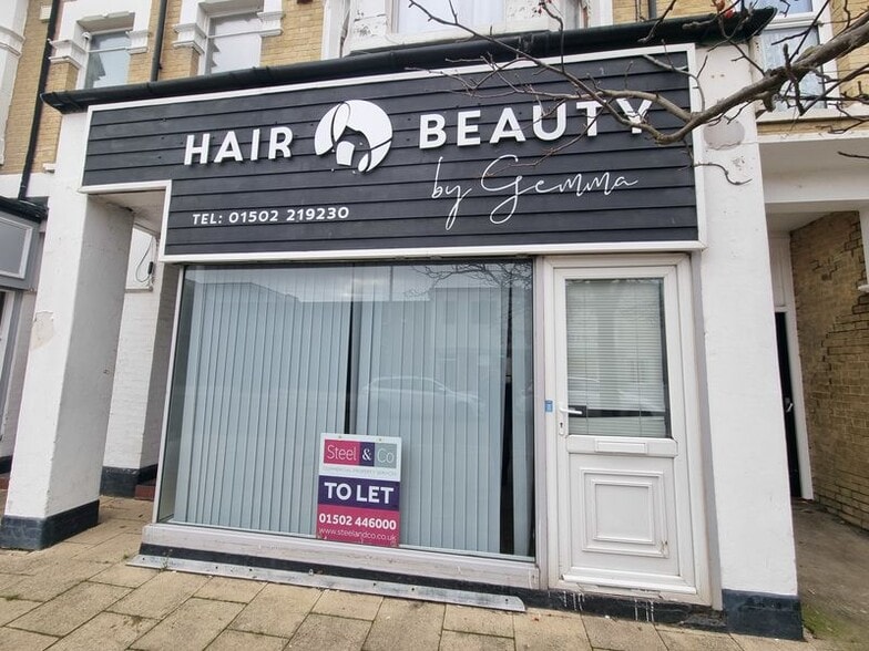 141-145 London Rd S, Lowestoft to rent - Building Photo - Image 2 of 2