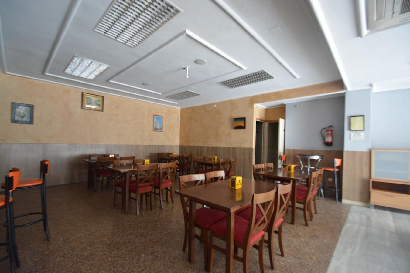 VILANOVA DEL CAMÍ, BAR 08788 - Unit Pta. 3 -  - Interior Photo - Image 2 of 13