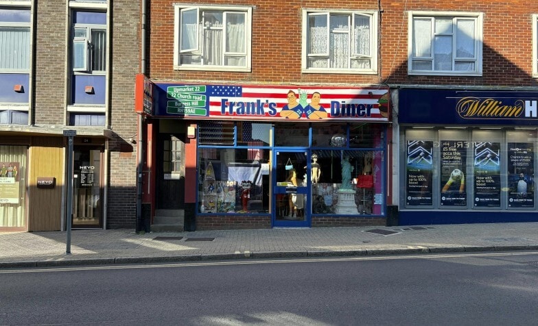 22 Church Rd, Burgess Hill to rent - Building Photo - Image 2 of 2