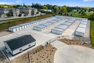 More details for 3556 Marnie Ave, Waterloo, IA - Specialist for Sale