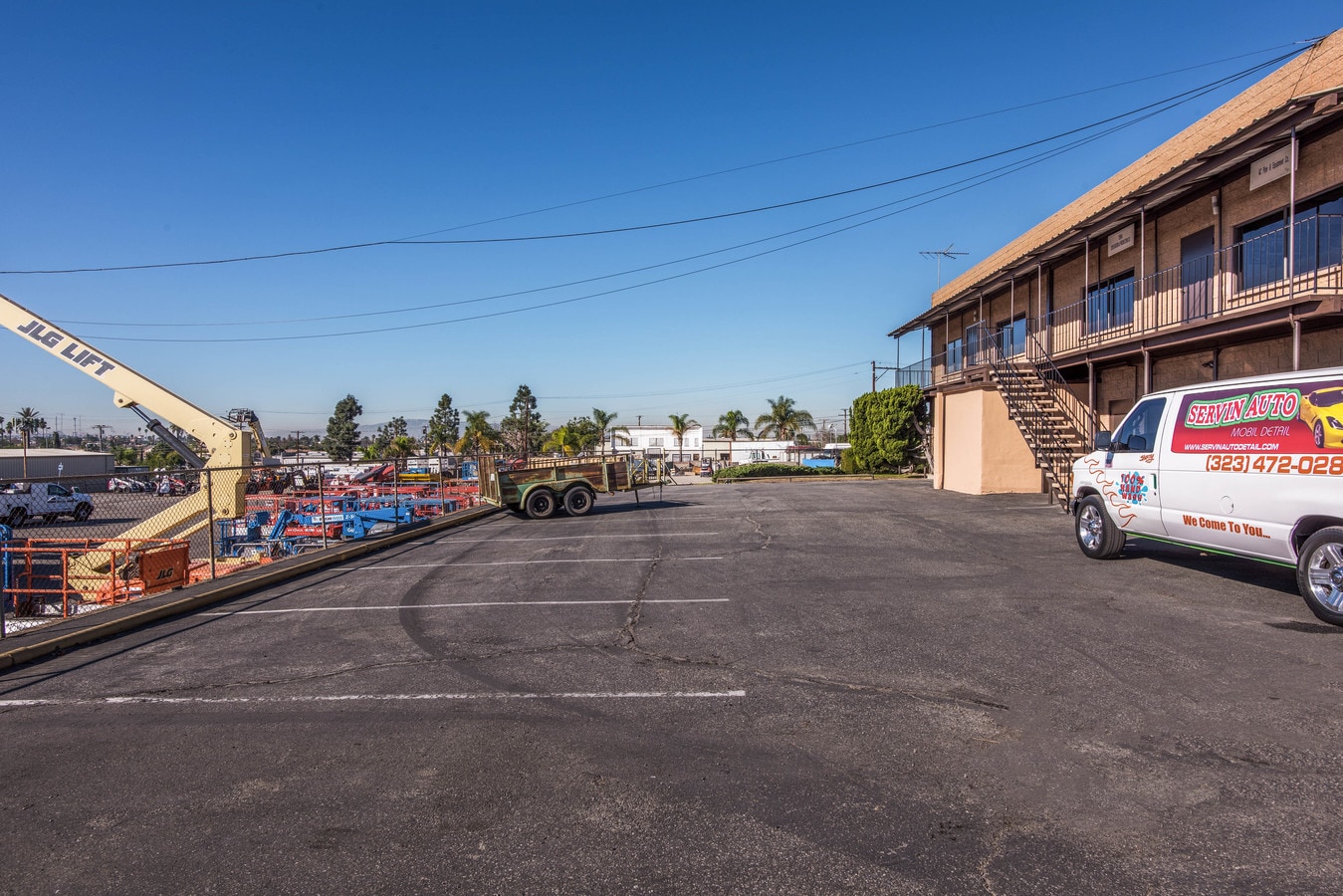 1250 E 23rd St, Signal Hill 90755 UK