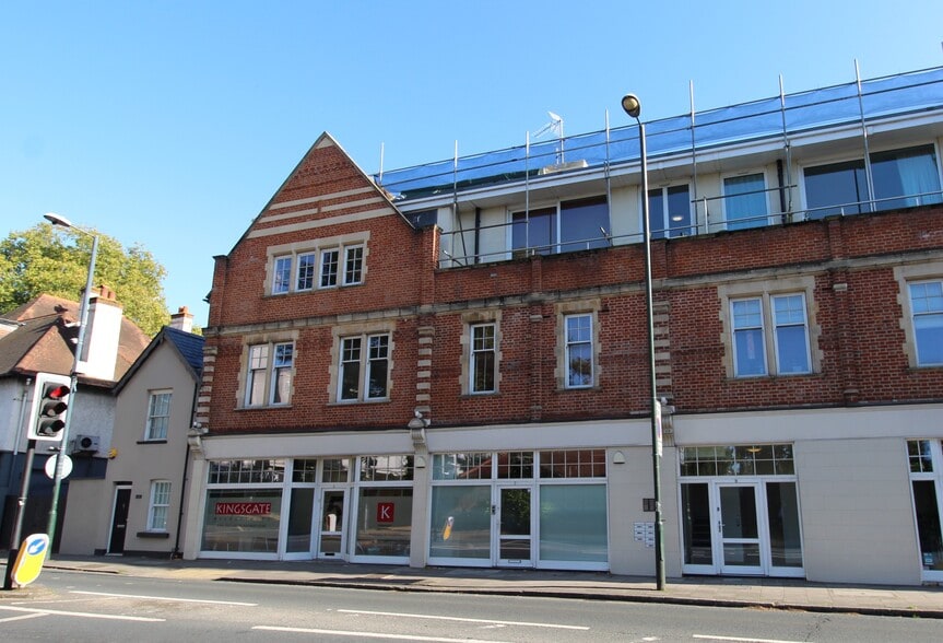 5-11 Hampton Court Rd, Kingston Upon Thames to rent - Building Photo - Image 1 of 4