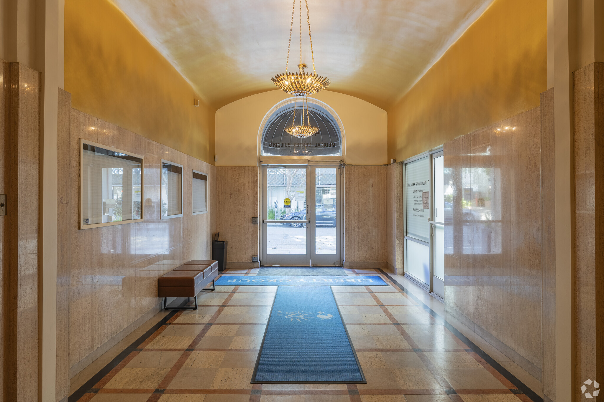 411 30th St, Oakland, CA to rent Lobby- Image 1 of 12