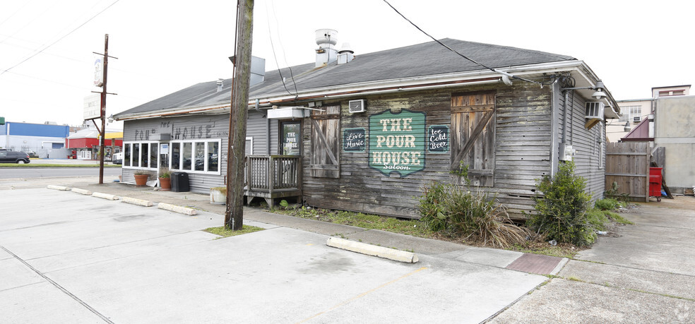 3501 Jefferson Hwy, New Orleans, LA for sale - Primary Photo - Image 1 of 1