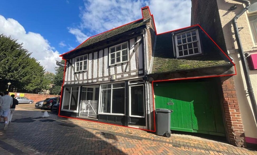 17 St Stephens Ln, Ipswich to rent - Building Photo - Image 1 of 11