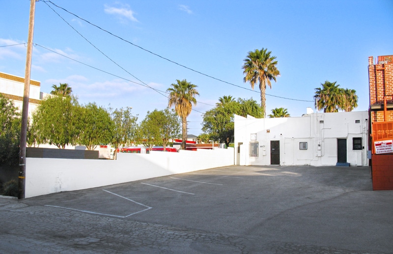 2624-2636 Wilshire Blvd, Santa Monica, CA for rent - Building Photo - Image 3 of 8