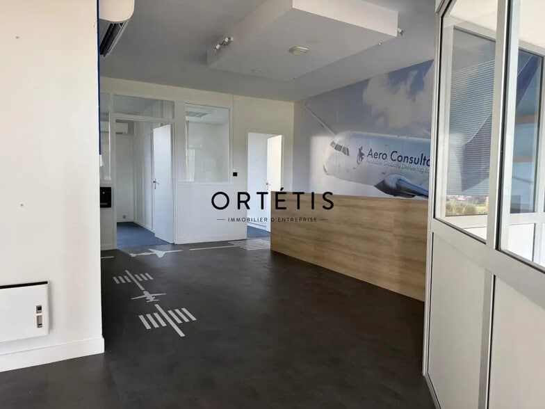 Retail in Blagnac to rent - Interior Photo - Image 3 of 7