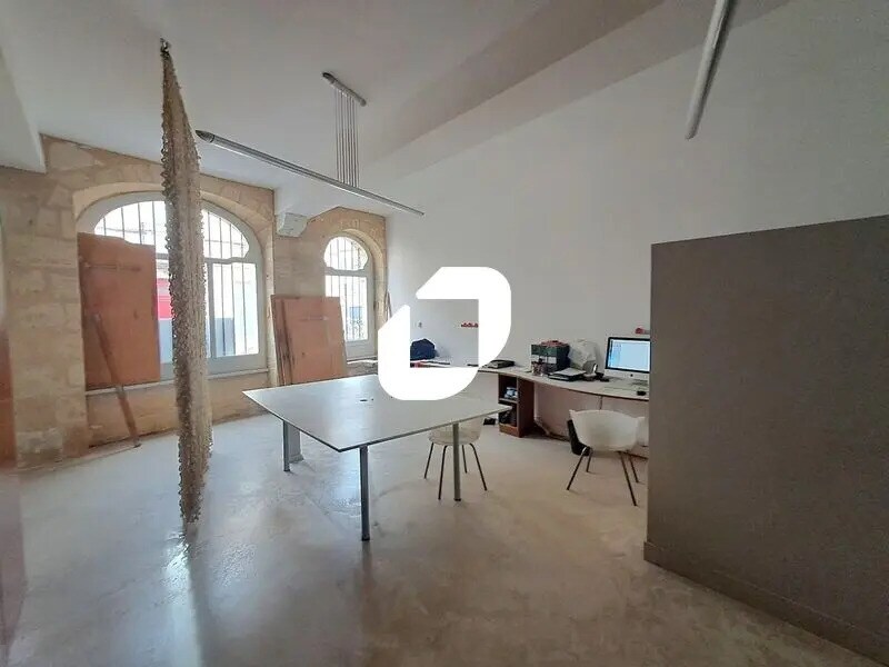 Office in Bordeaux to rent Building Photo- Image 1 of 8