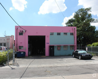 More details for 1996 NW 22nd St, Miami, FL - Industrial for Sale