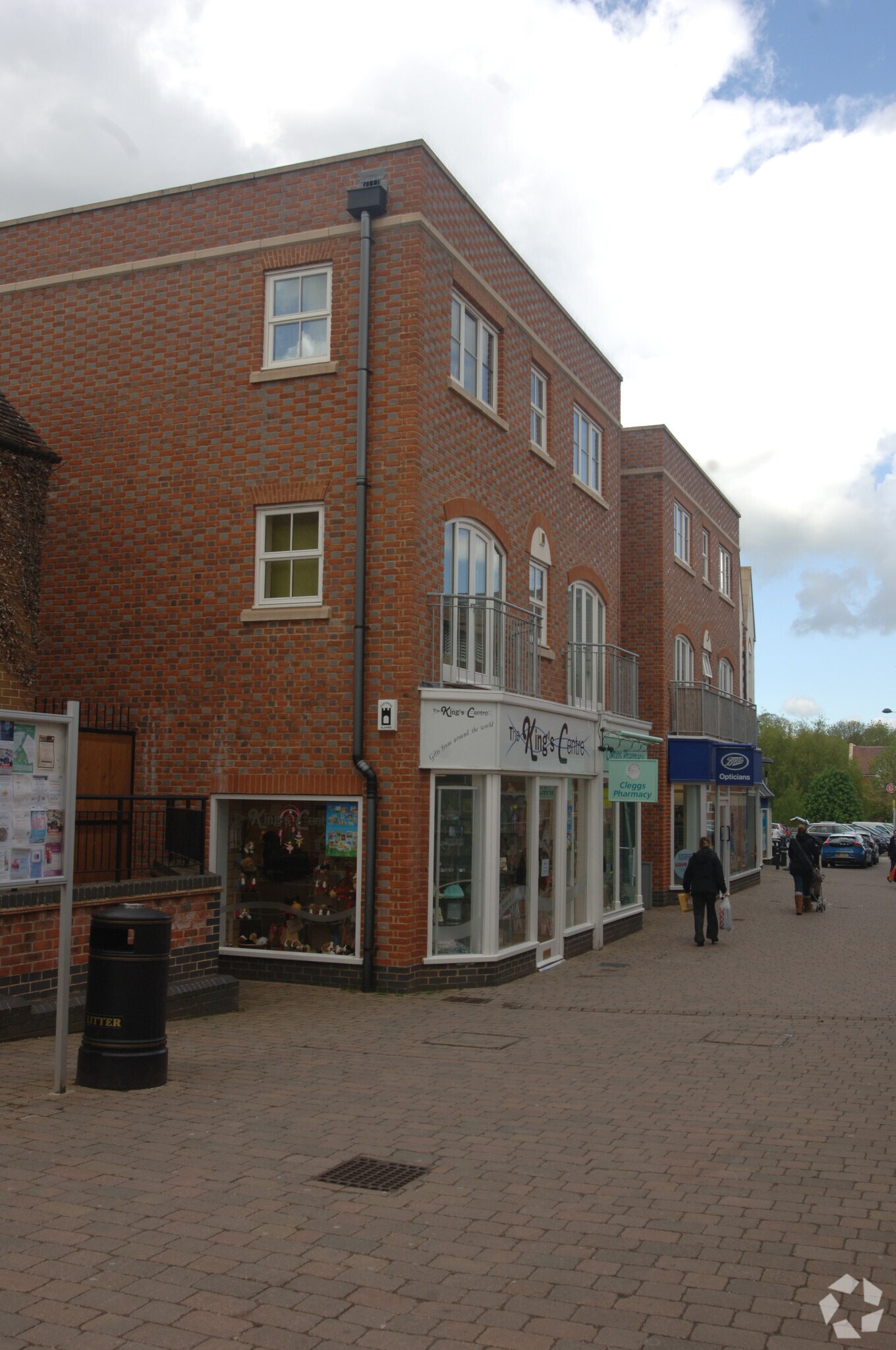 Kings Walk, Wantage for sale Primary Photo- Image 1 of 1