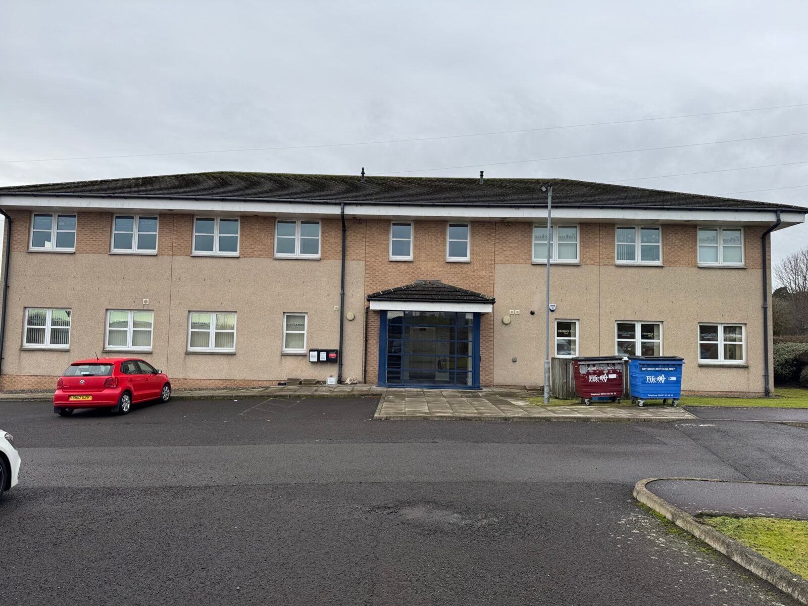 1A-1D Barclay Ct, Kirkcaldy to rent Primary Photo- Image 1 of 2