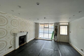 15-16 Castle St, Exeter for rent Interior Photo- Image 1 of 2