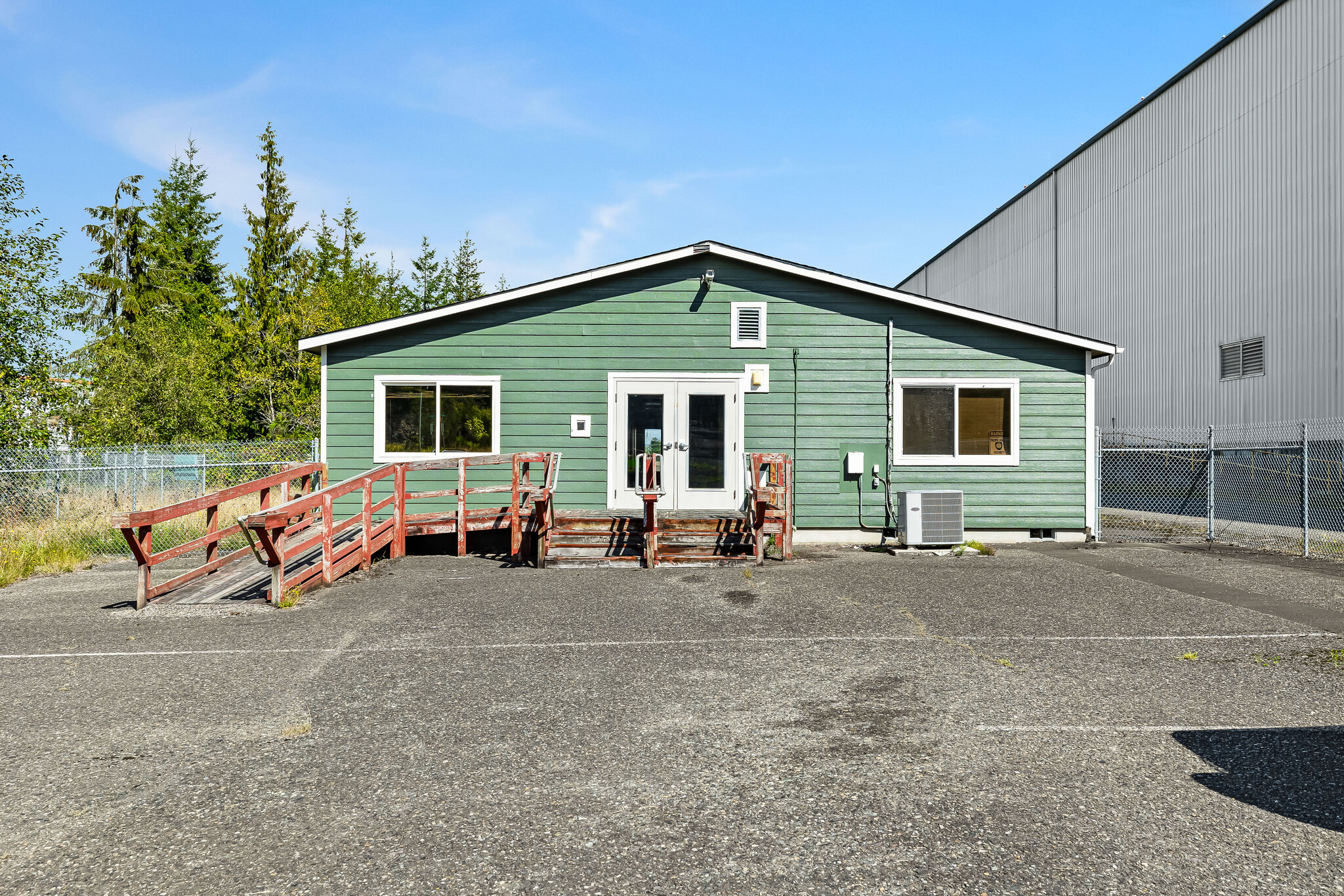 100 Commerce Ln, Elma, WA for rent Building Photo- Image 1 of 9