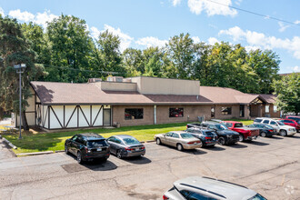 23689 Industrial Park Dr, Farmington Hills, MI for sale Building Photo- Image 1 of 1