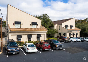 825 W Bitters Rd, San Antonio, TX for rent Building Photo- Image 1 of 7