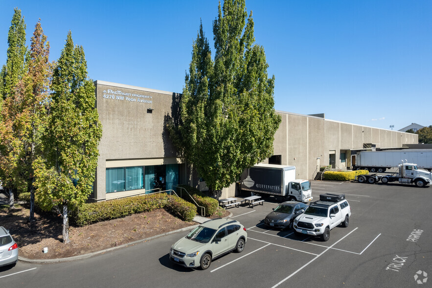 4240-4270 NW Yeon Ave, Portland, OR for rent - Primary Photo - Image 1 of 7