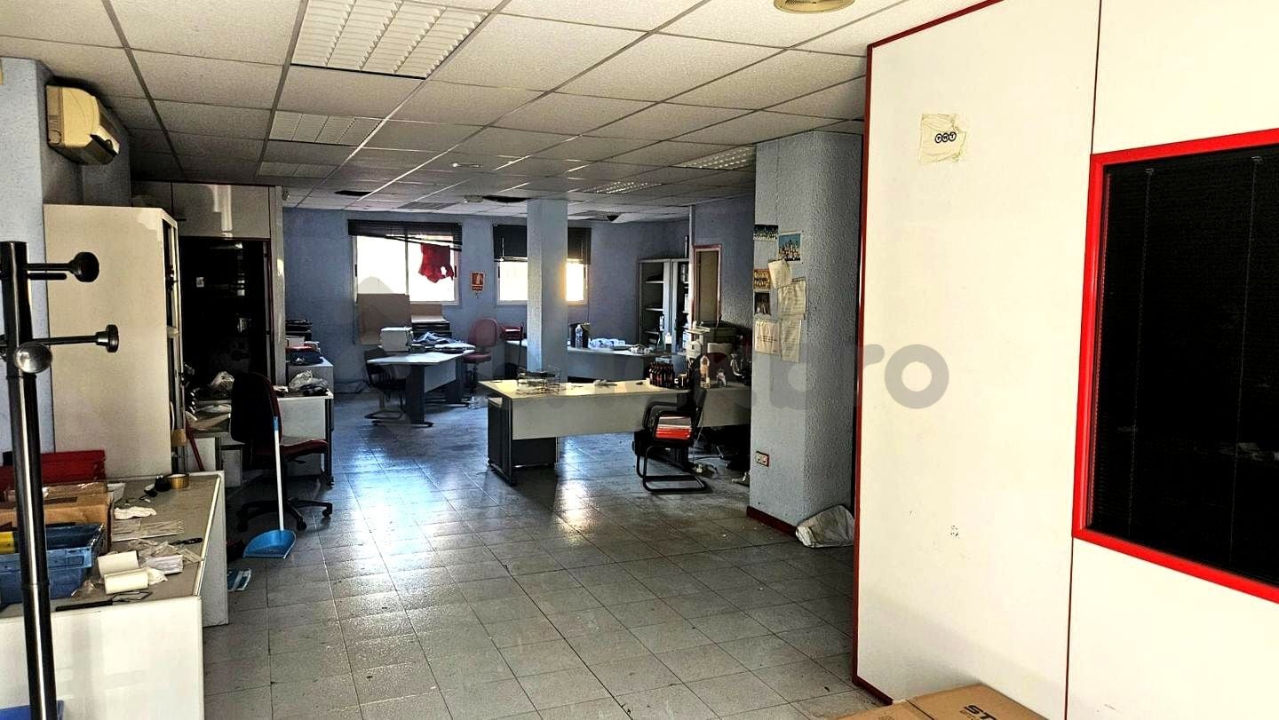 Retail in Granollers, Barcelona to rent Interior Photo- Image 1 of 6